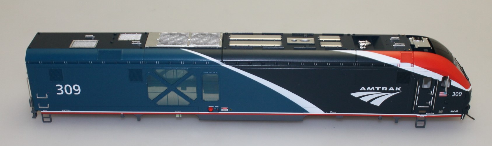 (image for) Body Shell - Amtrak Ph VII #309 ( HO ALC-42 Charger )